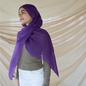 Vela Sultana Purple Scarf